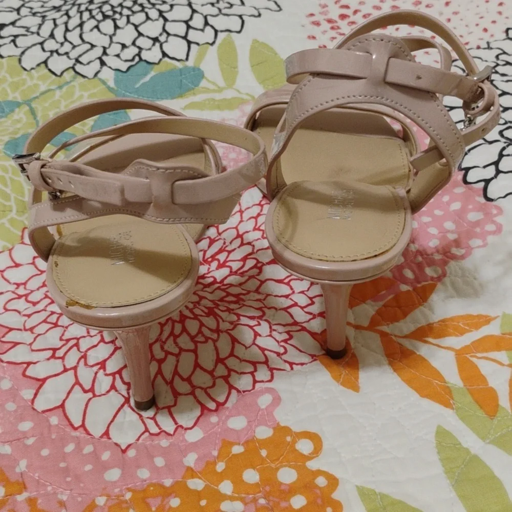MICHAEL KORS Elegant Nude Strappy Heels Size 7M - Picture 6 of 16